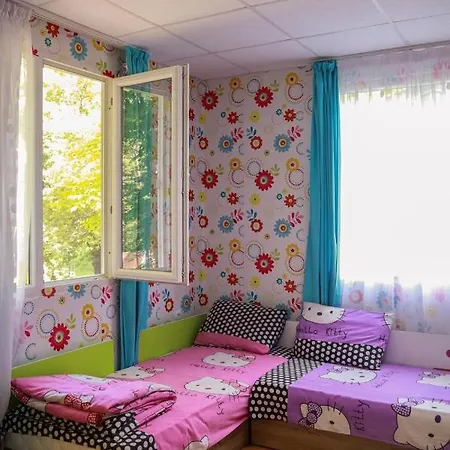 Bungalow In The Heart Of Nature For 2 Or 3 Persons Pensión