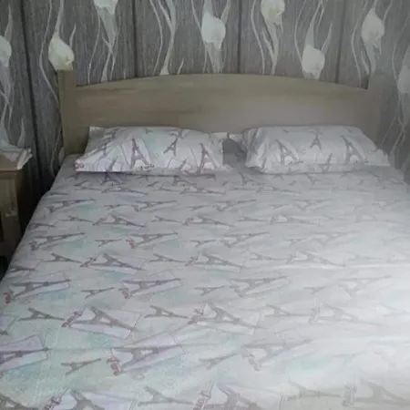Pensión Bungalow In The Heart Of Nature For 2 Or 3 Persons Kamena