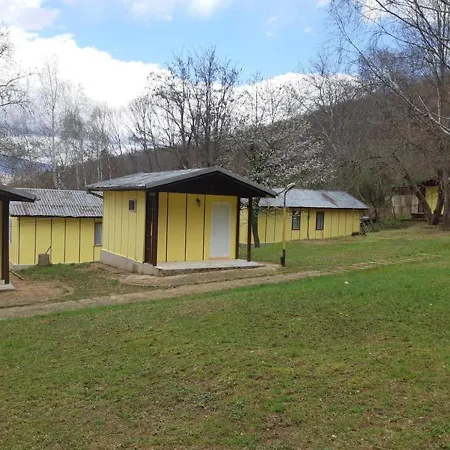 Bungalow In The Heart Of Nature For 2 Or 3 Persons Pensión